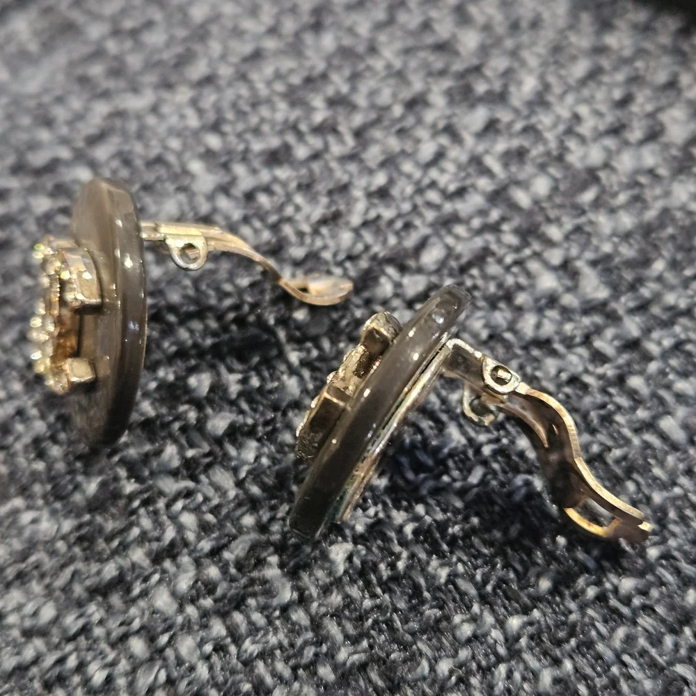 CHANEL Pearl Gray and Gold Crystal Earrings